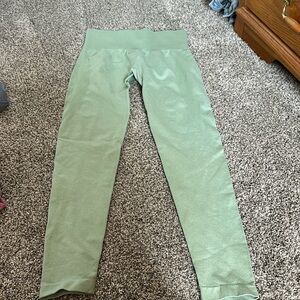 NVGTN workout leggings